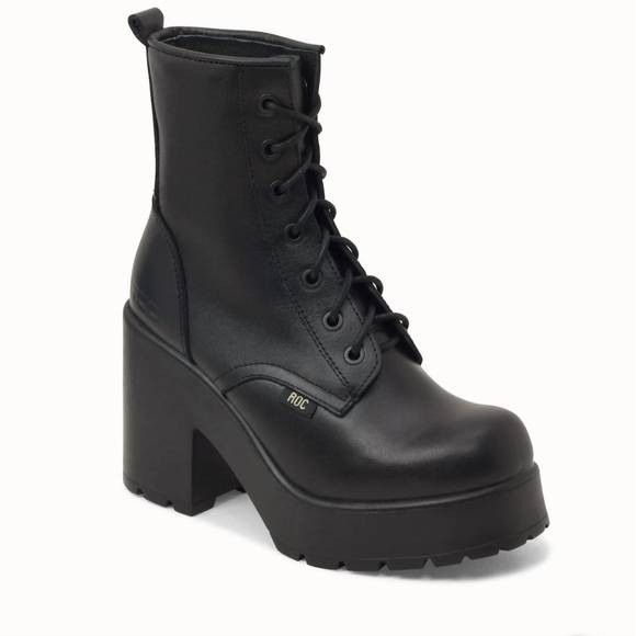 NEW ROC BOOTS australia patent leather in black - Picture 1 of 5
